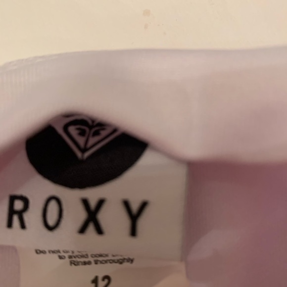 Roxy Top Size 12 - Picture 4 of 4